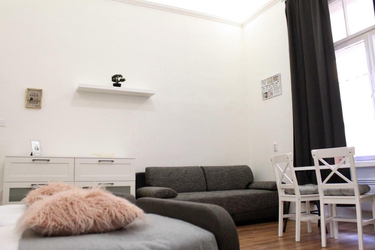 City Center Apartman - Weidlich Palace - Мишкольц Экстерьер фото